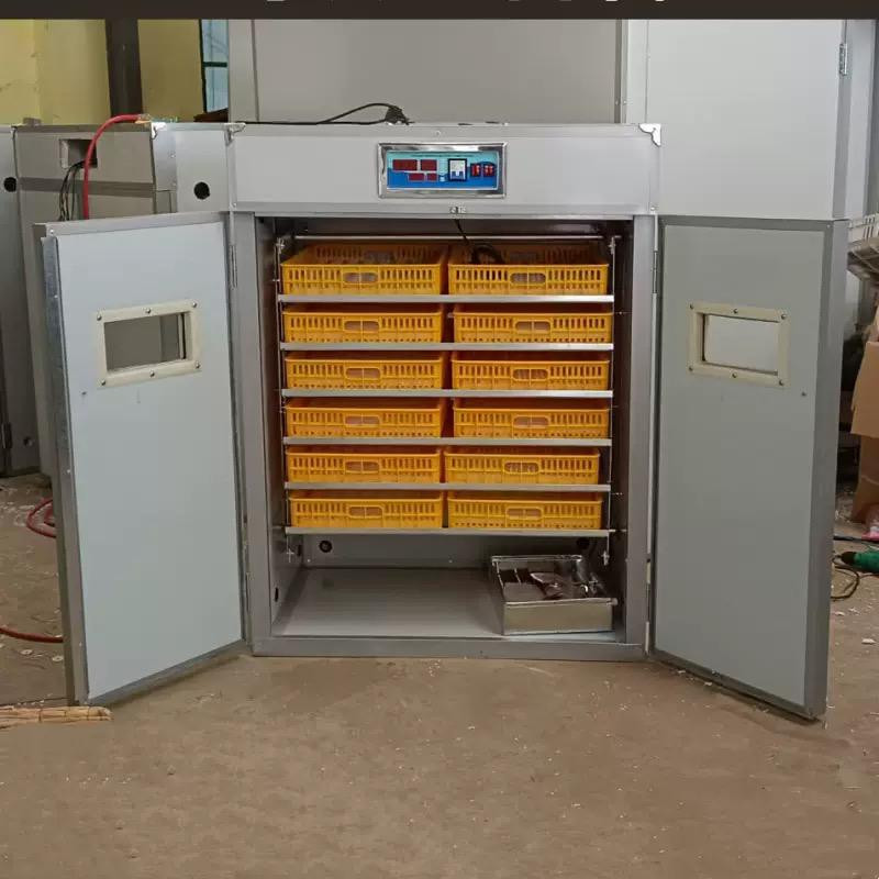 Incubateur entièrement automatique 1056 œufs pour l'élevage de volailles et les petits et moyens poulaillers domestiques