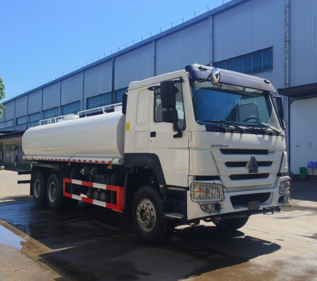 Camion-citerne de ravitaillement en carburant SINOTRUK 6×4 – 15 m³ – 340 ch tout neuf – Conduite à gauche